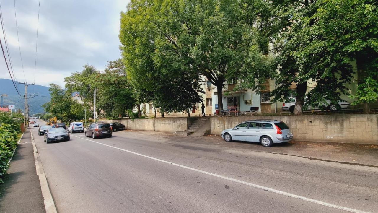 Veronica Studio Piatra Neamţ Екстериор снимка
